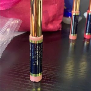 New Lipsense